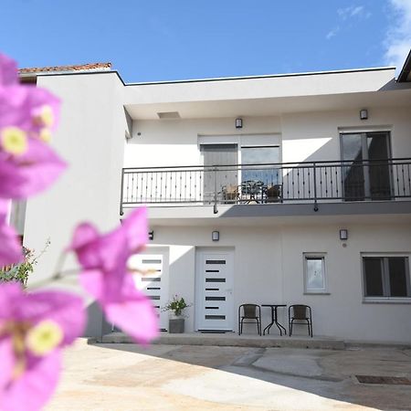 Karlo Apartments Zadar Exterior photo